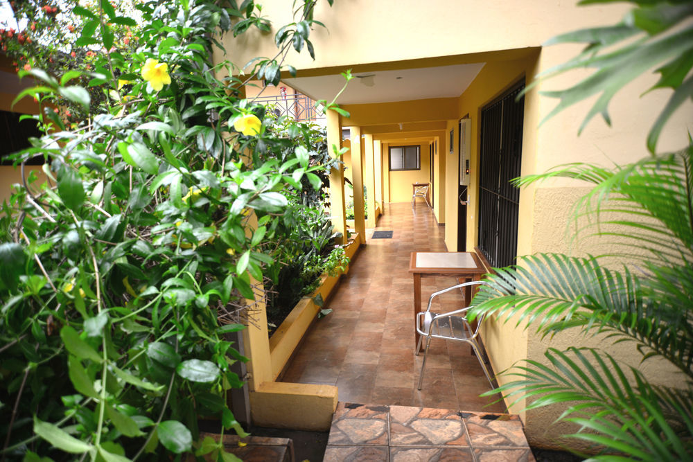 Apart-hotel Lilian